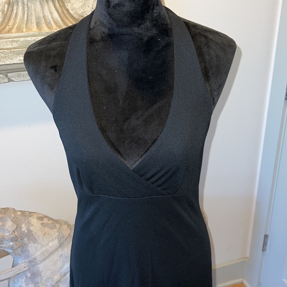 Express halter little black dress V cleavage Sz 7/8 - Picture 2 of 6